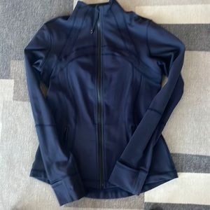 EUC lululemon navy define jacket size 8